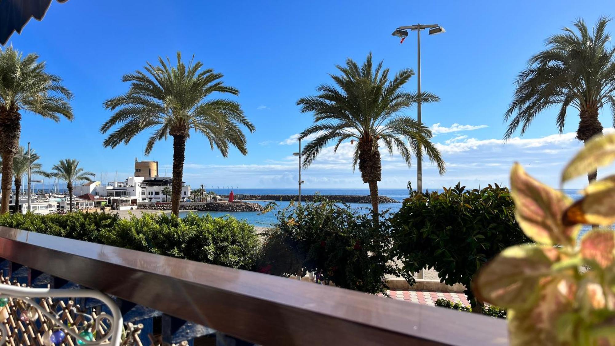Brisas Del Mar Mediterraneo Агуадулсе Екстериор снимка